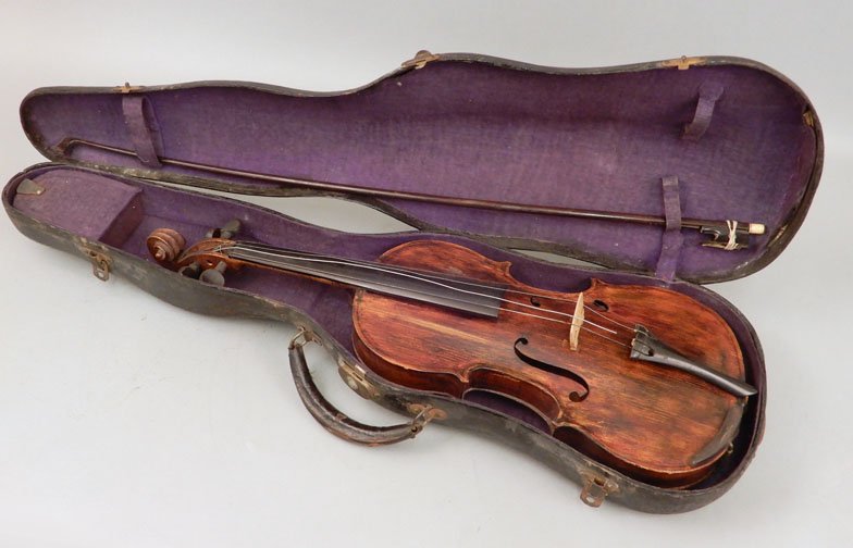 Late 18th C. violin in case with bow: Late 18th C. violin in case with bow, violin has pencil markings inside "J.C. Gigli, Romanus, Fecit Romae Anno, 1798", violin measures 24" long, case measures 31" x 11" x 4 1/4"