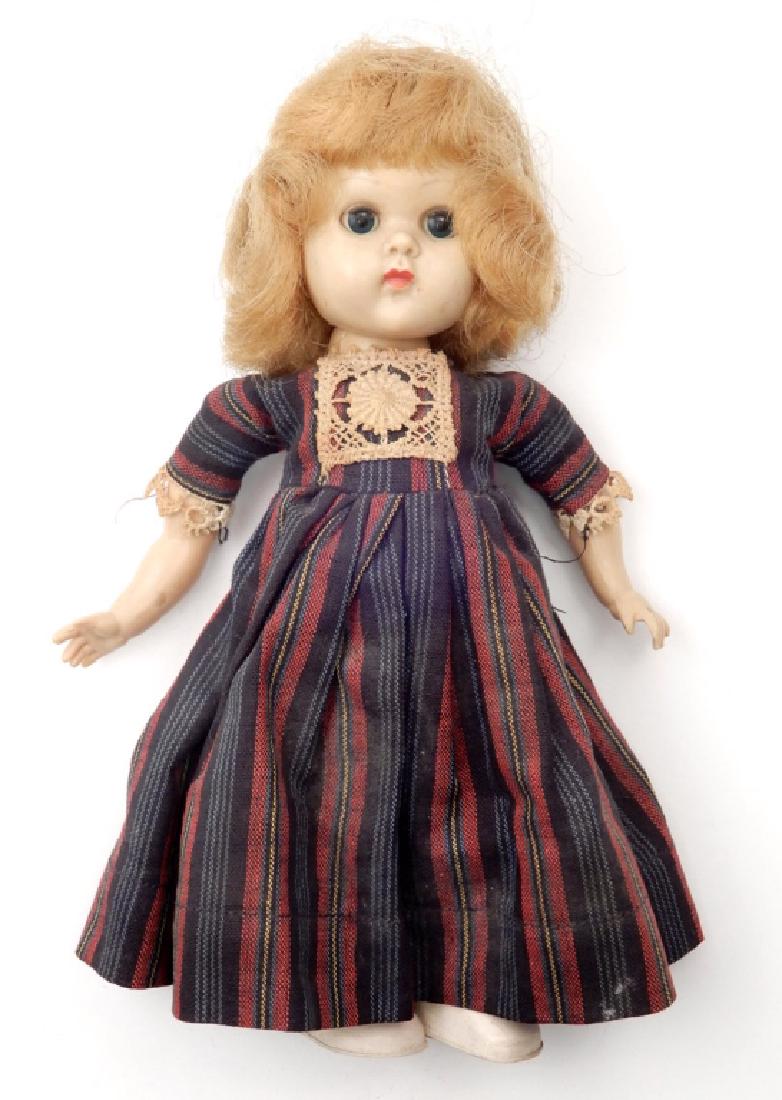 Vogue Ginny walker doll (1 of 4)