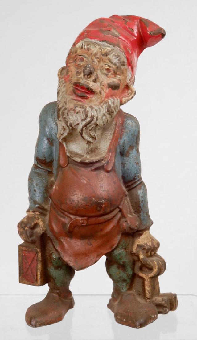 Cast iron painted Gnome with lantern and keys doorstop (1 of 4)