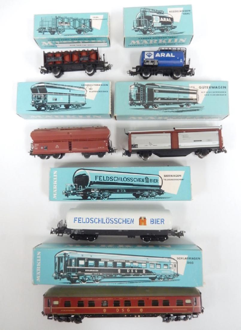 Six Marklin train cars (1 of 7)