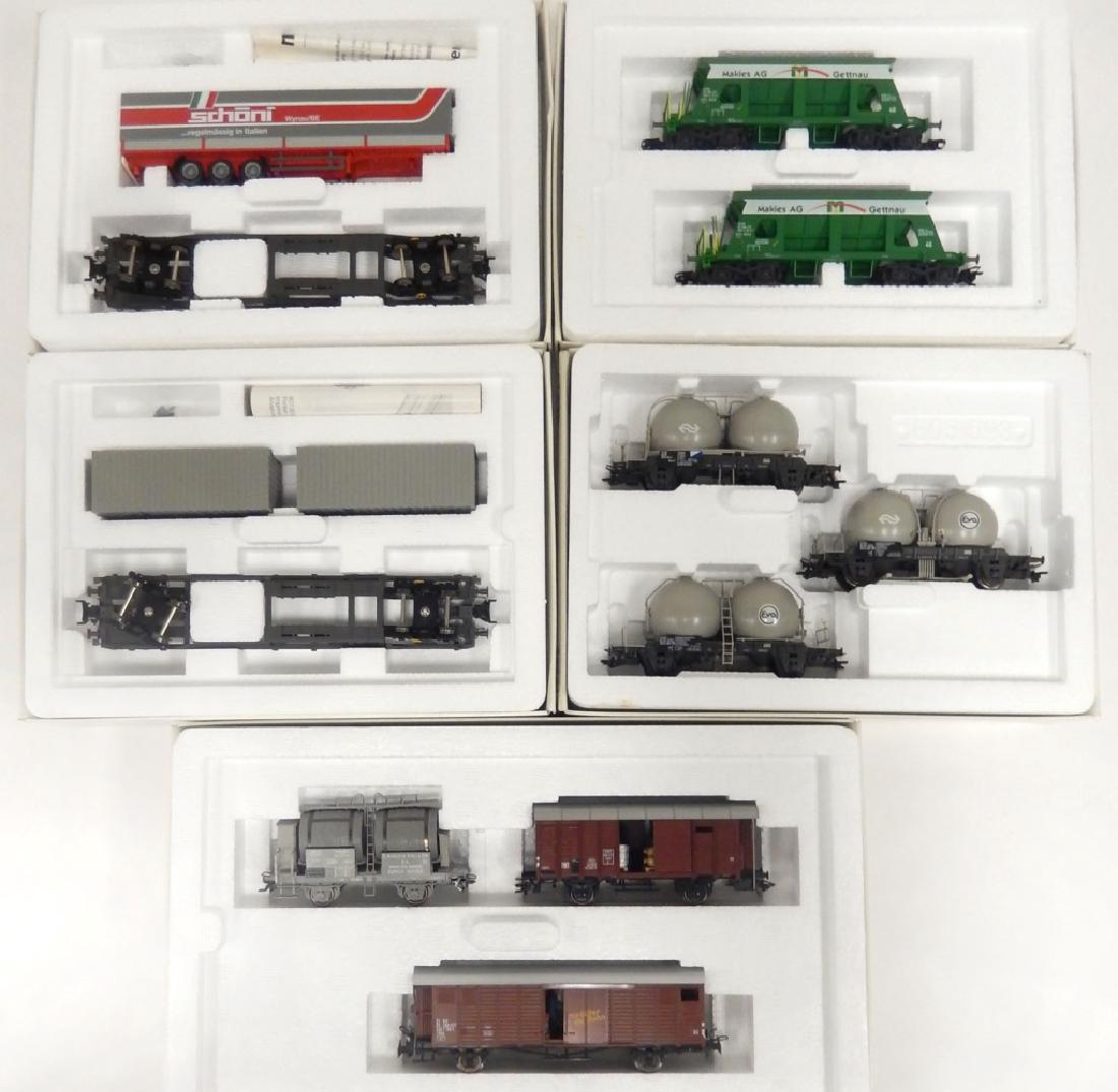 Five Marklin HO sets (1 of 6)