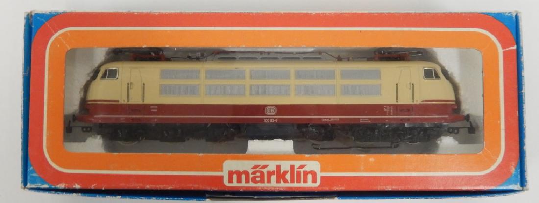 Marklin electric locomotive 3357 in box (1 of 2)