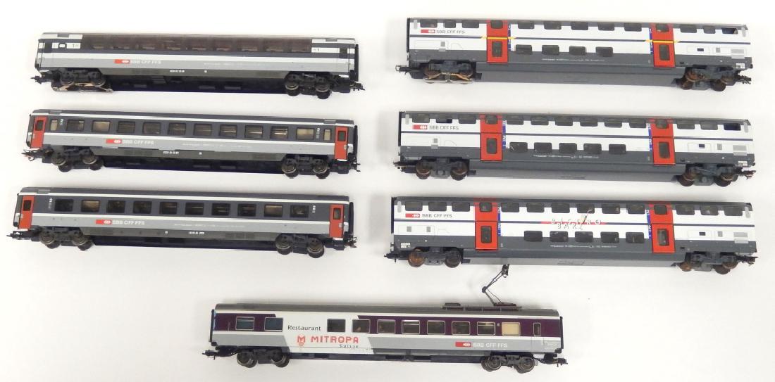 Lot of Marklin train cars (1 of 4)