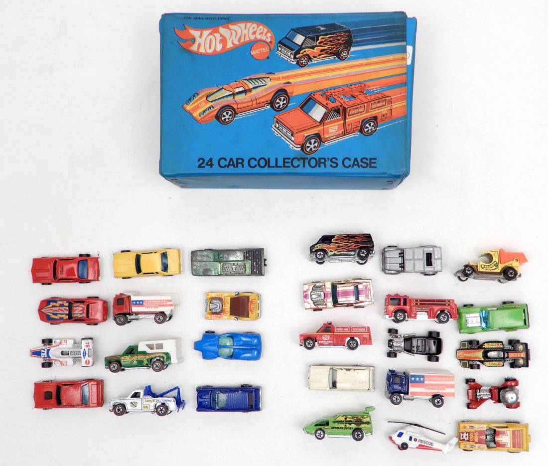 Hot Wheels cars in Collectors Case, includes Red lines, (1 of 4)