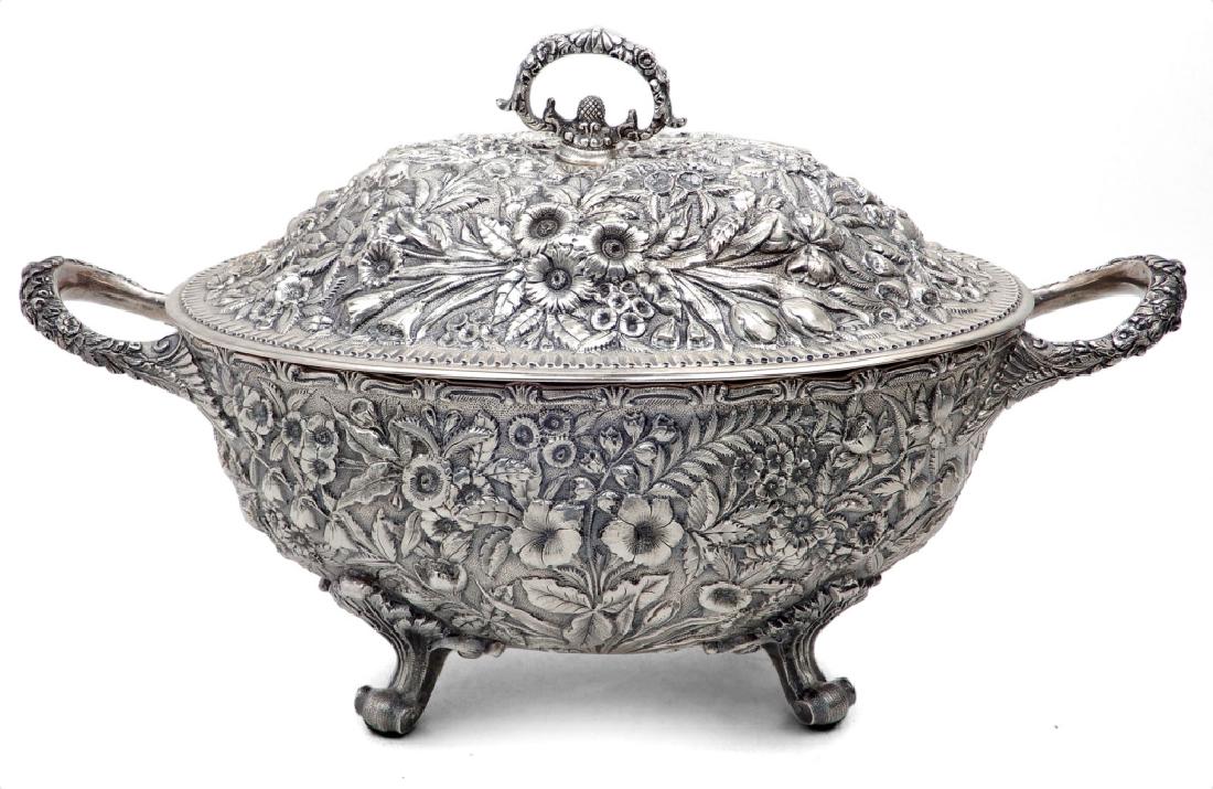 Kirk & Son sterling full chased covered tureen (1 of 6)