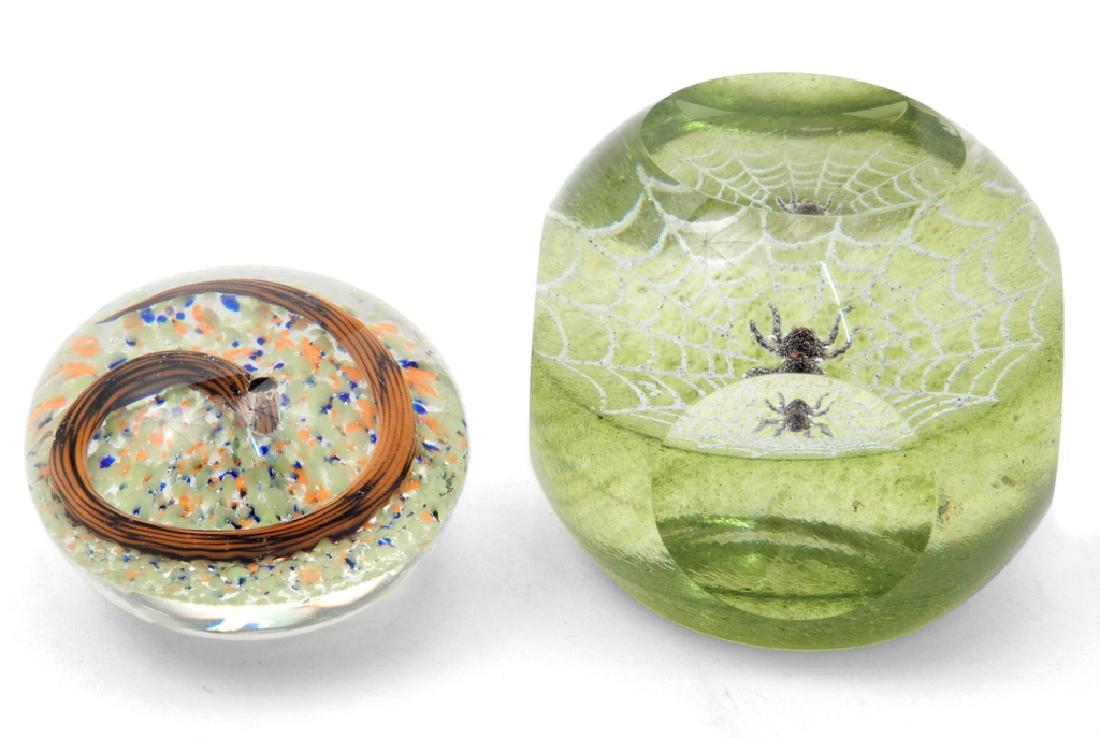 Two art glass paperweights (1 of 5)