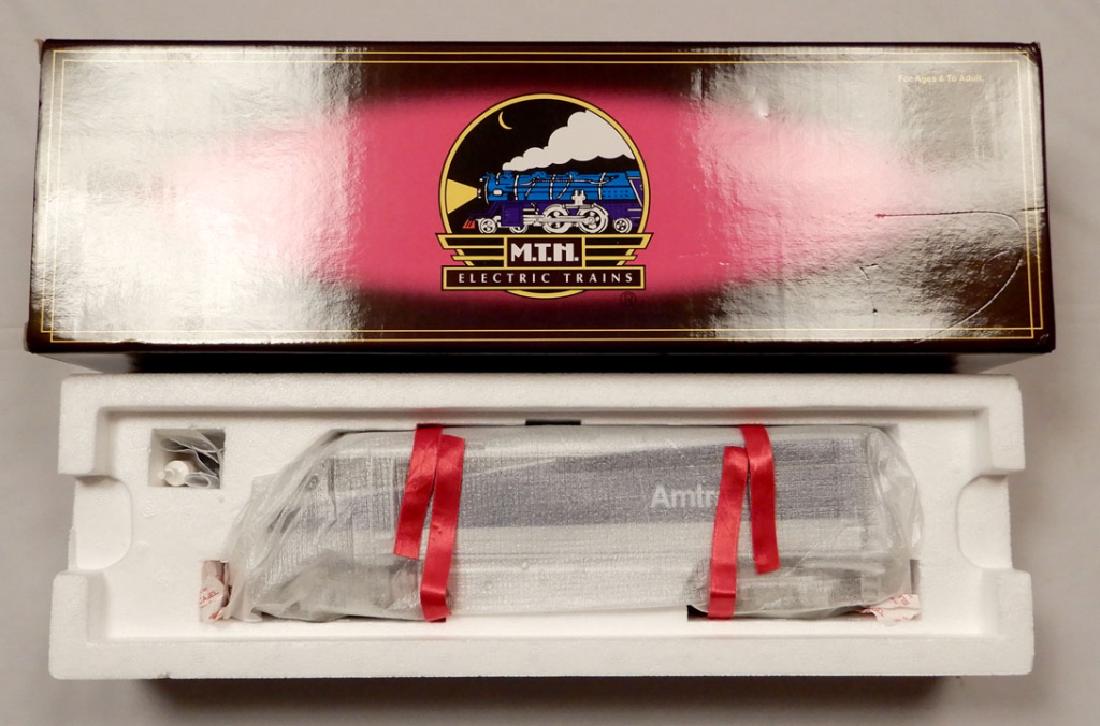 MTH Amtrak F59PH Diesel Engine in original box (1 of 4)