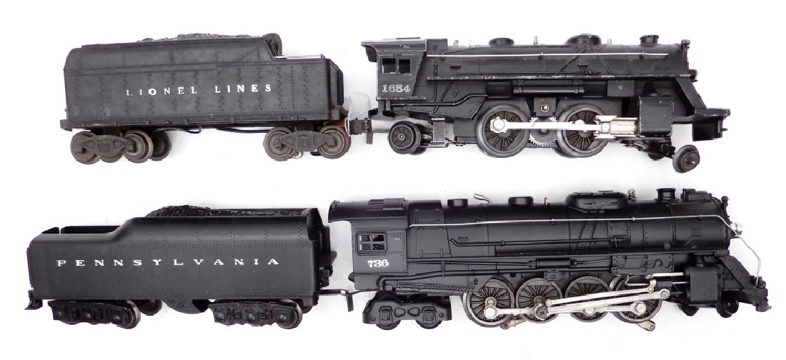Two Lionel postwar O gauge locomotives and tenders (1 of 5)