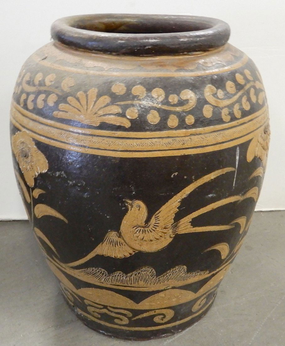 Grecian stoneware urn (1 of 6)