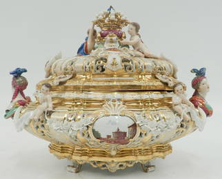 Meissen reticulated porcelain dresser box