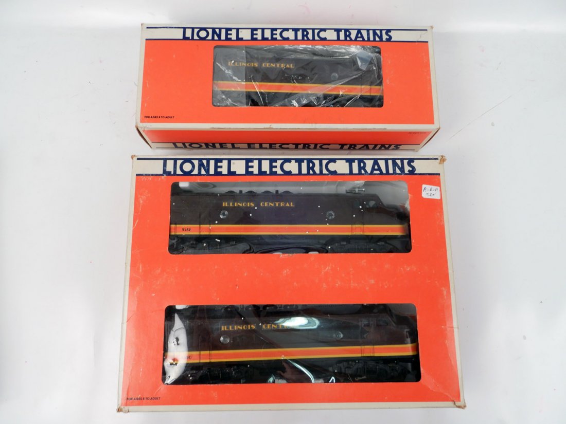 Modern Lionel Illinois Central A-B-A set: Modern Lionel Illinois Central A-B-A set, engine numbers 8580, 8581, 8582, O gauge, Lionel A-B-A F-3 diesel units, one powered A unit, dummy B unit with horn, and dummy A unit in Illinois Central brow