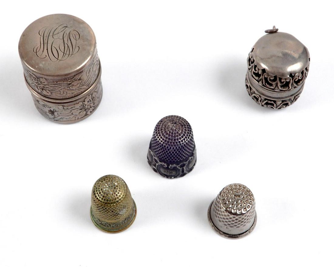 Victorian sterling silver sewing items (1 of 2)