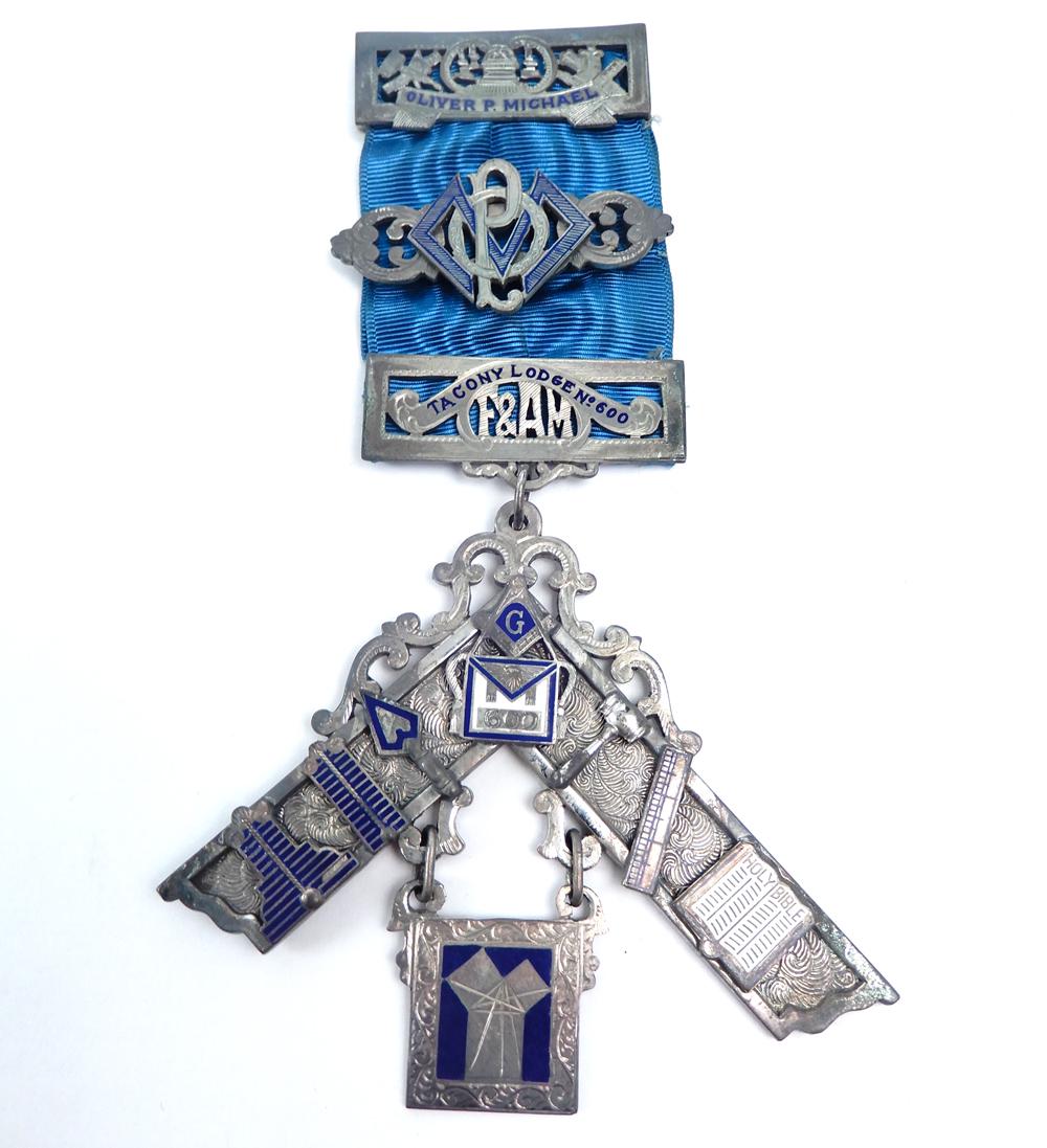 Sterling silver Masonic medal in case: Sterling silver masonic medal in case, enameled medal on blue ribbon presented to Oliver P. Michael in 1948, Tacony Lodge No. 600, Philadelphia, Pa., 5 1/2" long, original velvet lined case