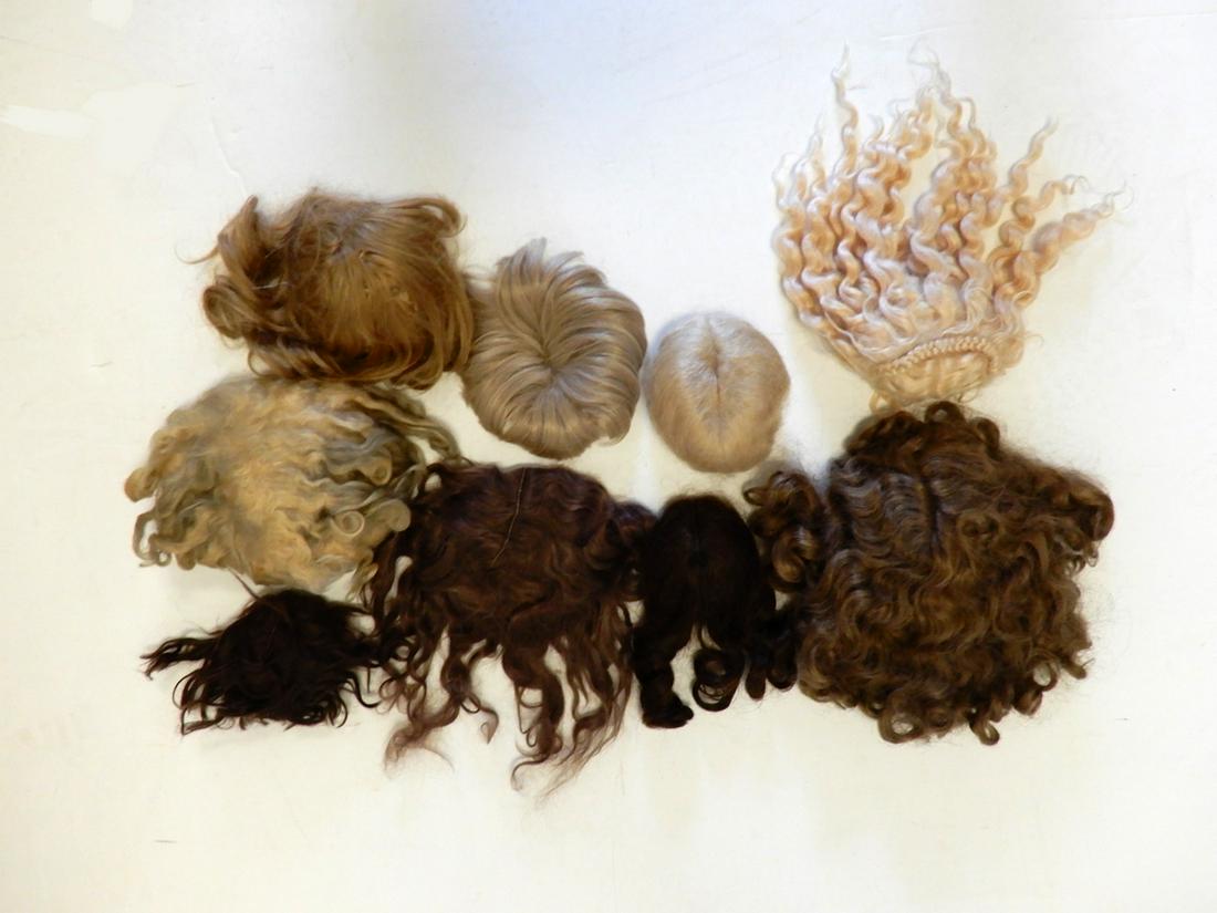 Antique & vintage doll wigs (1 of 1)