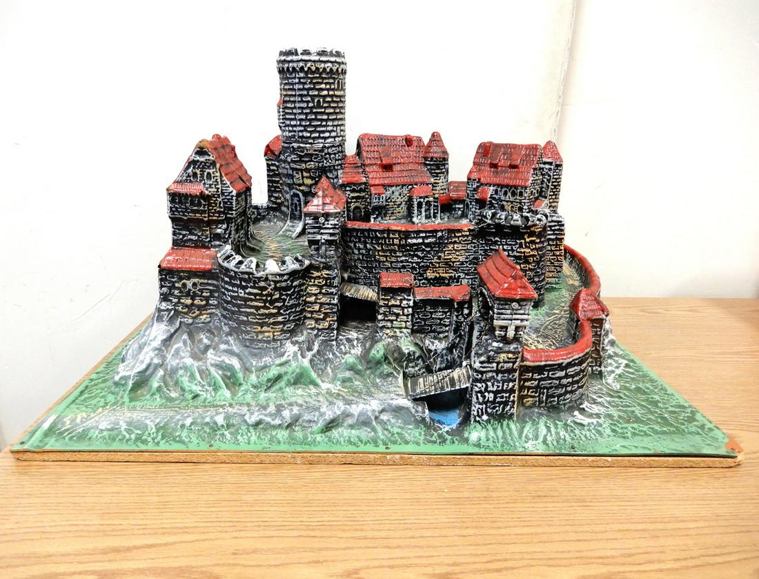 Vacuum formed plastic castle (1 of 3)