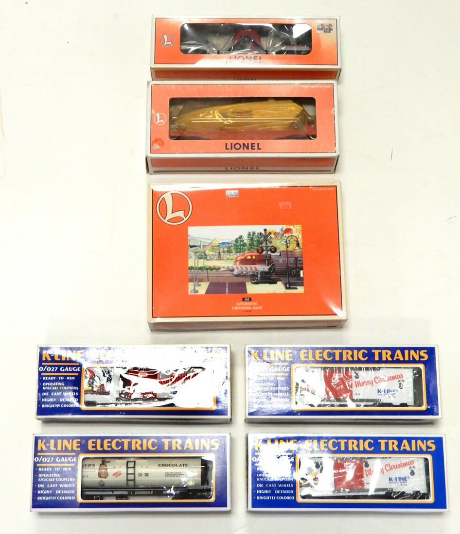 Modern era K-Line and Lionel O gauge freight cars and a (1 of 1)