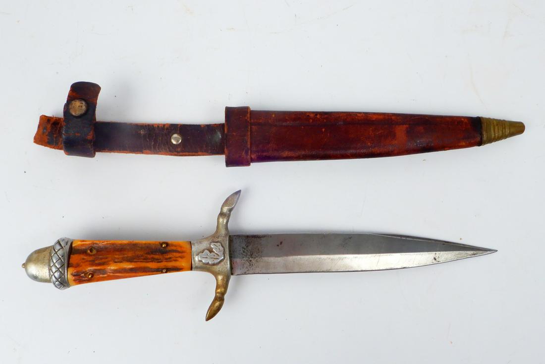 Acorn stag handle hunting knife: Acorn stag handle hunting knife, Solingen Germany, with sheath, blade 6", overall 10 1/4"