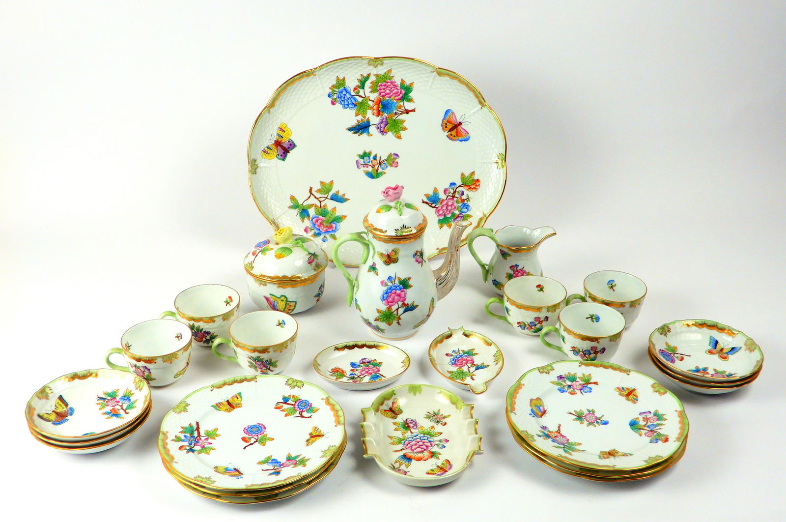 Herend porcelain Queen Victoria coffee service (1 of 2)