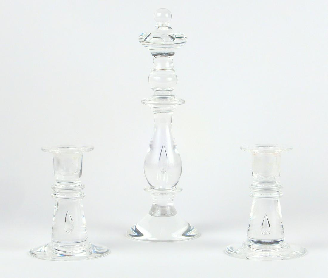 Steuben crystal candle holders and sculpture (1 of 3)