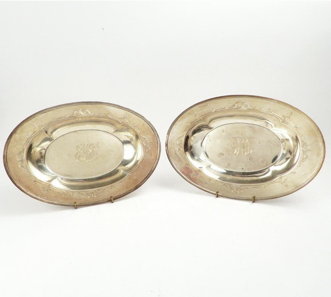 Pair of sterling silver bread trays (1 of 1)