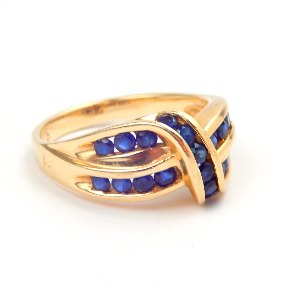 14k gold sapphire ring (1 of 4)