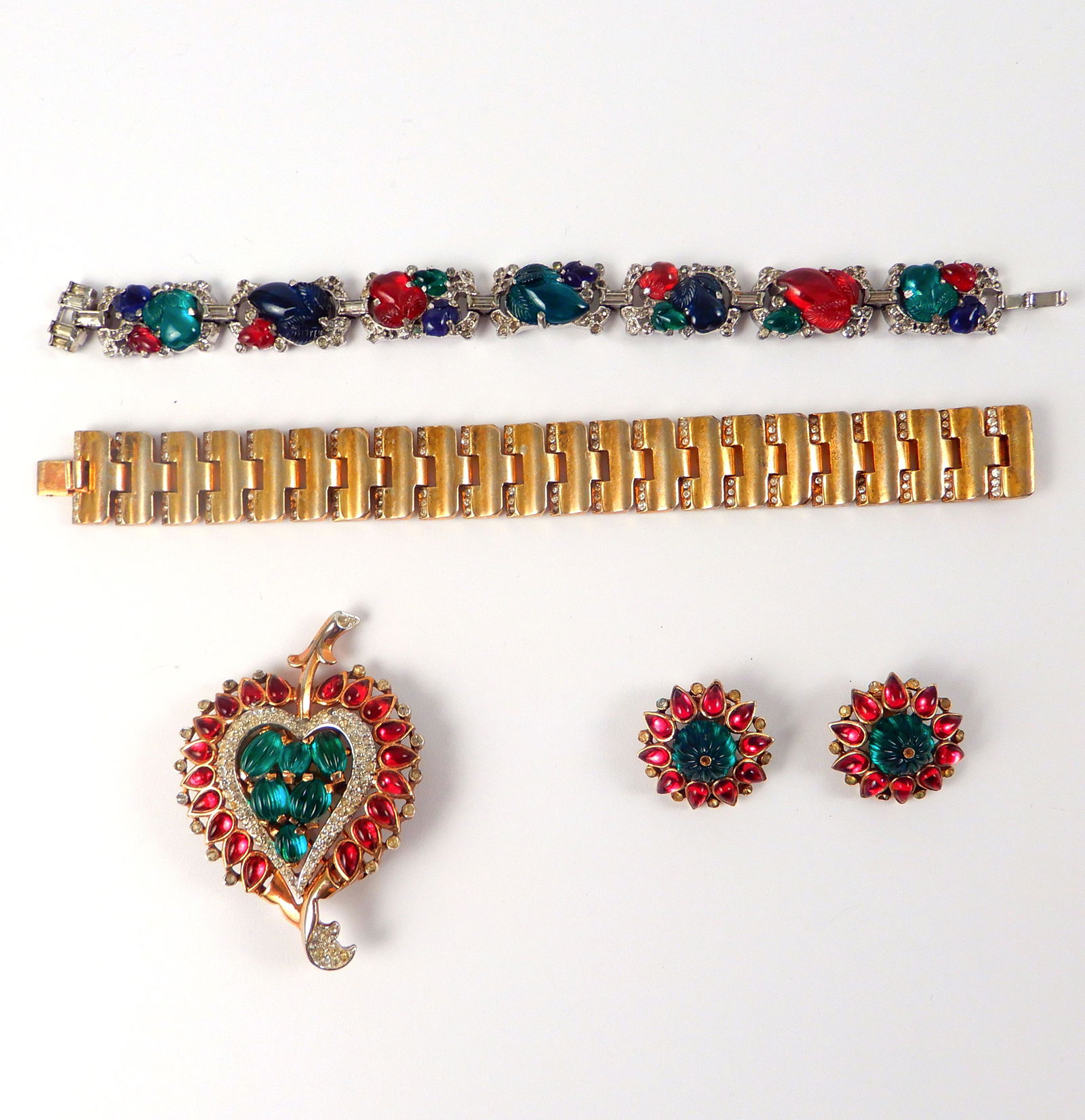 Vintage Trifari jewelry grouping (1 of 2)
