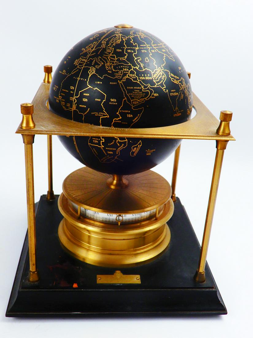 Franklin Mint Royal Geographical Society clock (1 of 2)