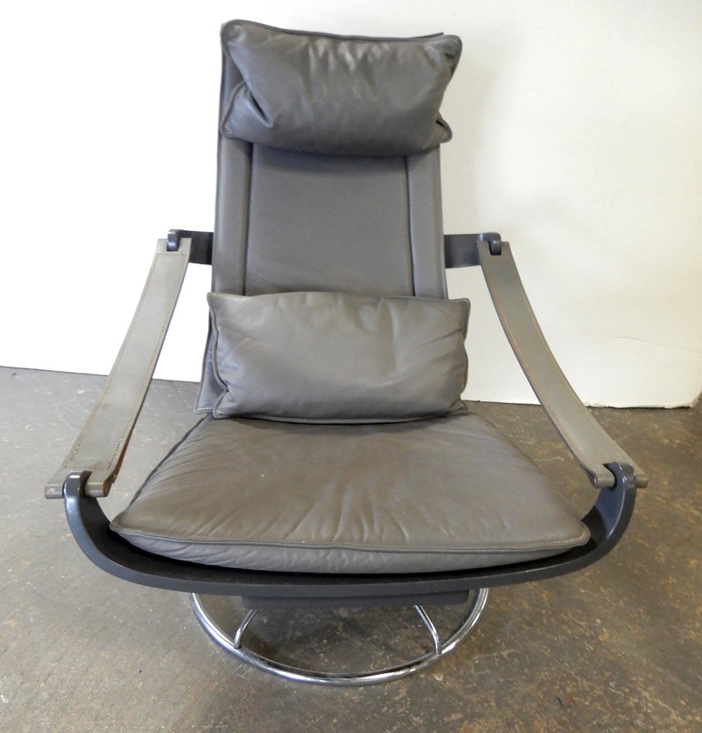 Mid century modern adjustable swivel chair (1 of 4)