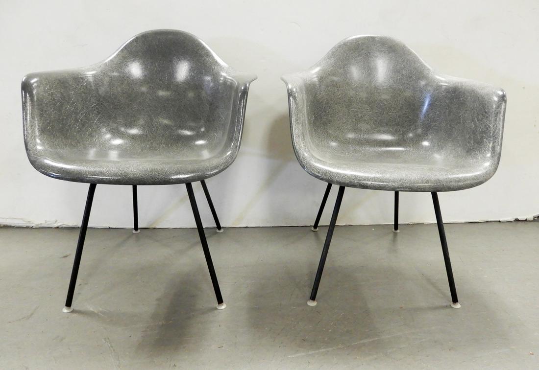 Pair Charles Eames/Herman Miller armchairs (1 of 4)