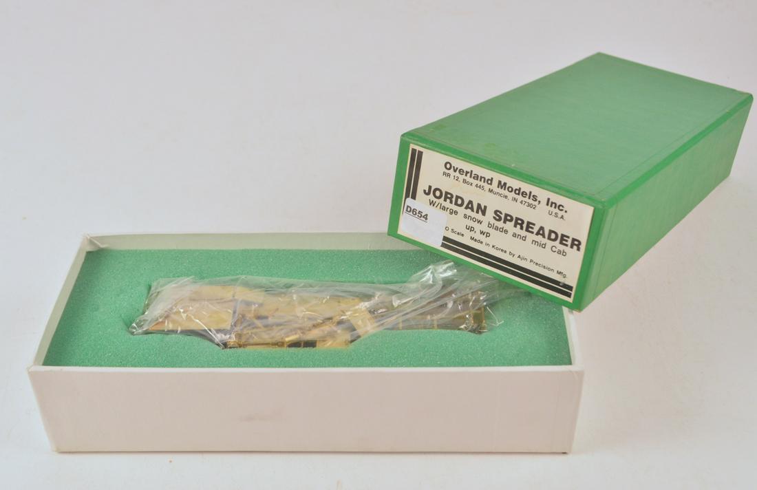 1990's Overland Models by AJIN (Korea) unpainted HO: 1990's Overland Models by AJIN (Korea) unpainted HO gauge brass Jordan Spreader with large snow blade and mid cab in original box. This is a highly detailed Jordan Spreader. Still wrapped in factory p