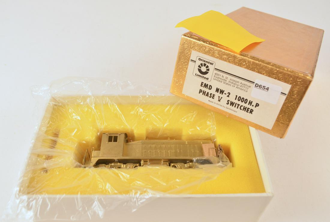 1990's Oriental Limited by Samhongsa (Korea) unpainted: 1990's Oriental Limited by Samhongsa (Korea) unpainted brass HO gauge EMD NW-2 1000 HP Phase V diesel switcher in original box. Still wrapped in factory plastic.