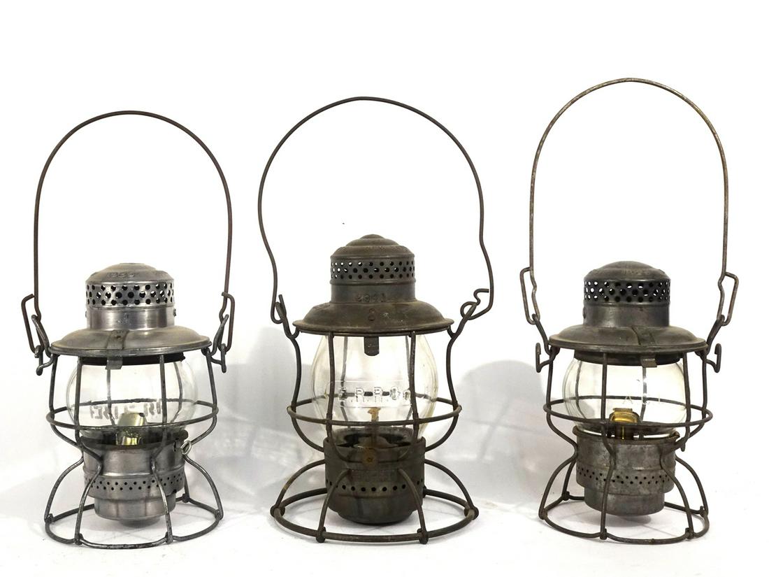 Three Armspear Mfg. Co. railroad lanterns (1 of 4)