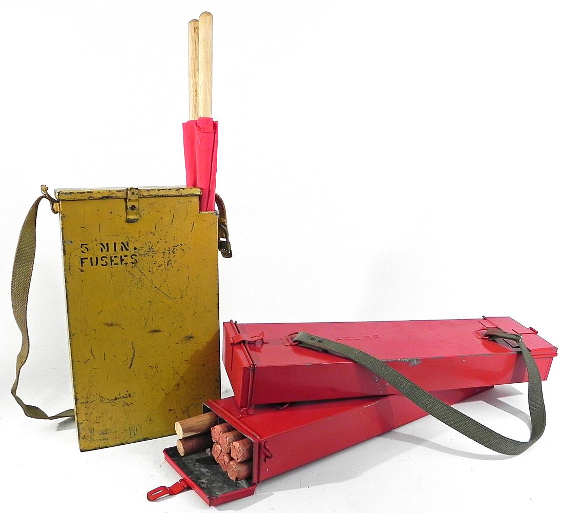 Three railroad flagman signal flare kits (1 of 1)