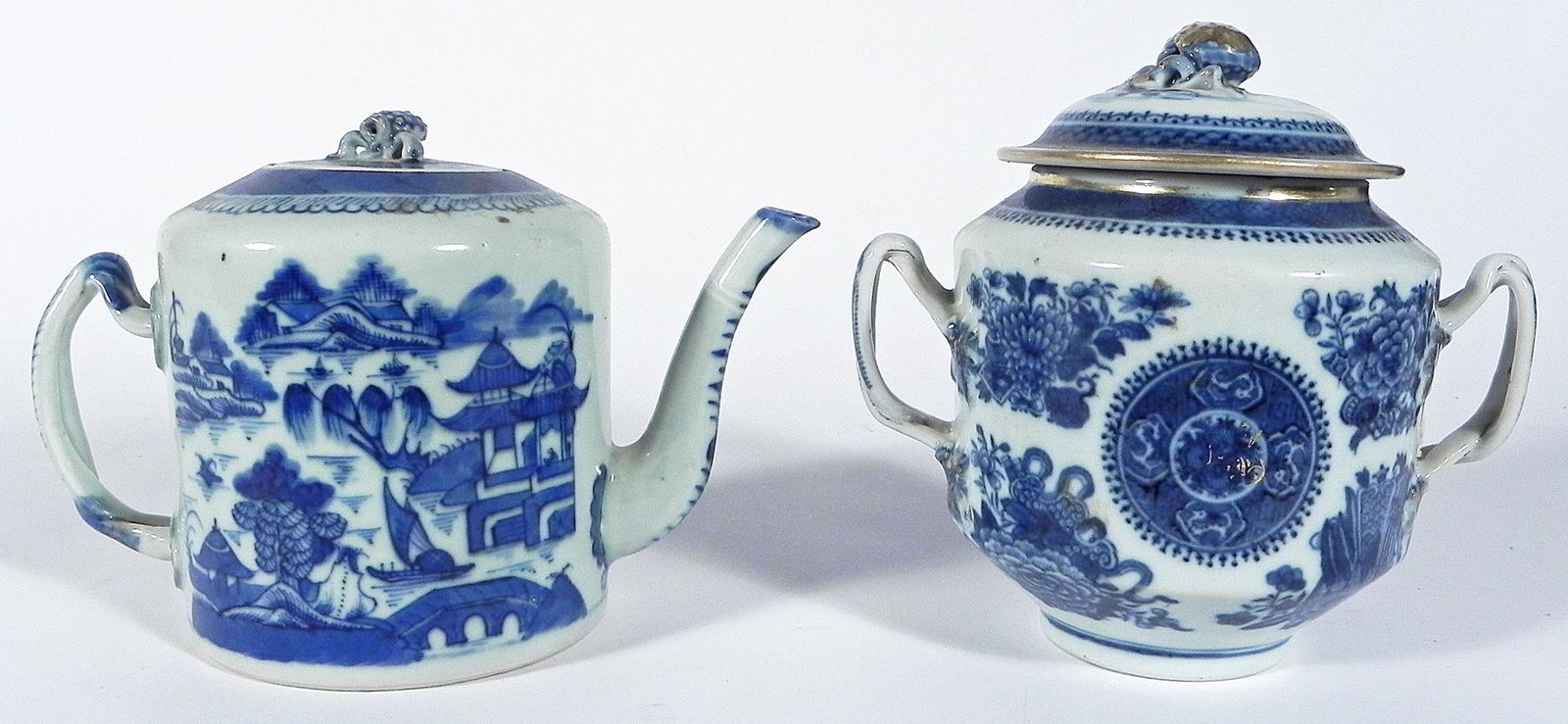 Chinese Export porcelain blue and white teapot and (1 of 4)