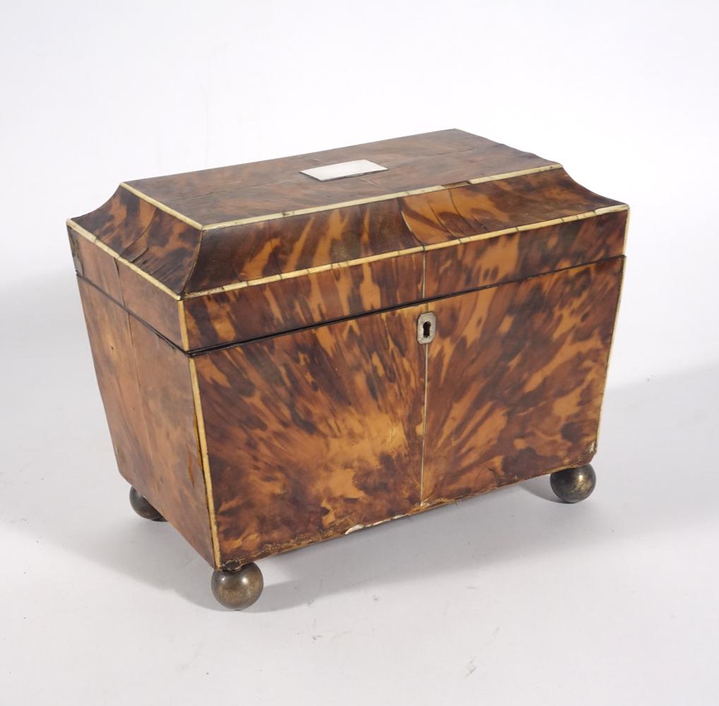 English Tortoiseshell casket form tea caddy (1 of 3)