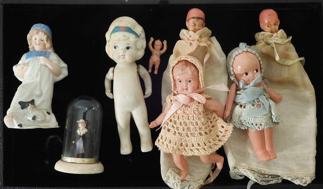 Lot of small antique dolls and others (1 of 9)