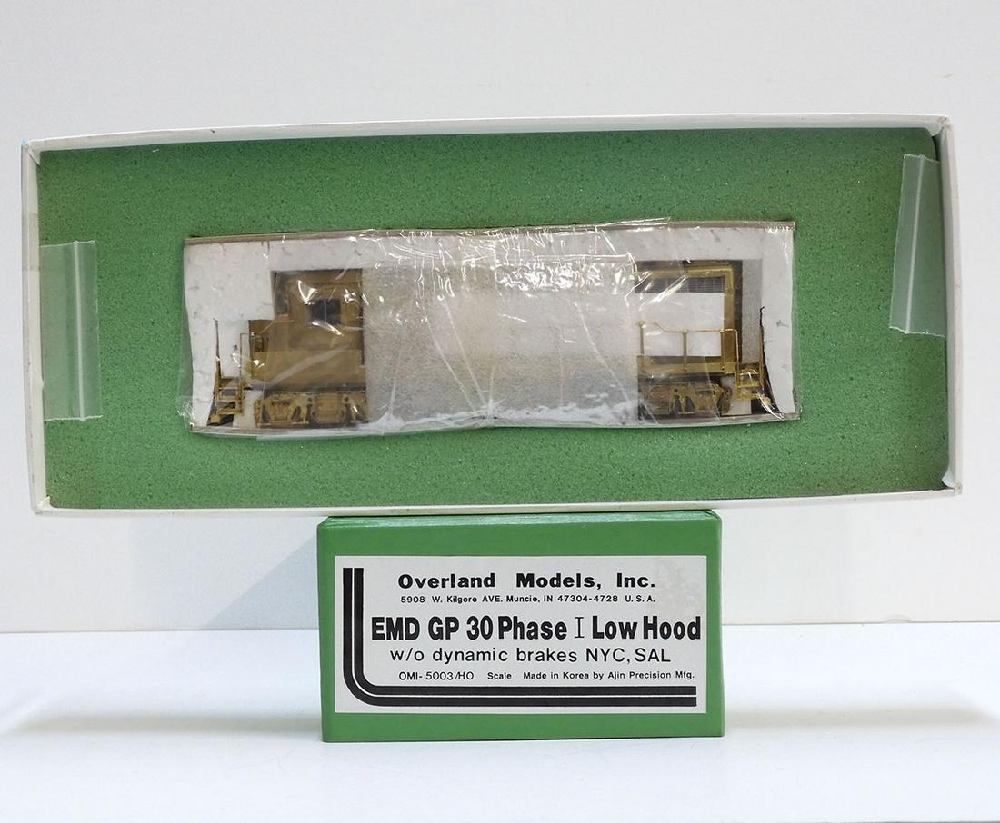 Brass HO gauge EMD GP-30 Phase 1- Low-Hood diesel (1 of 4)
