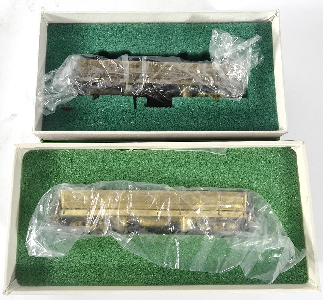 Brass HO gauge 100 ton side dump cars in original boxes (1 of 2)