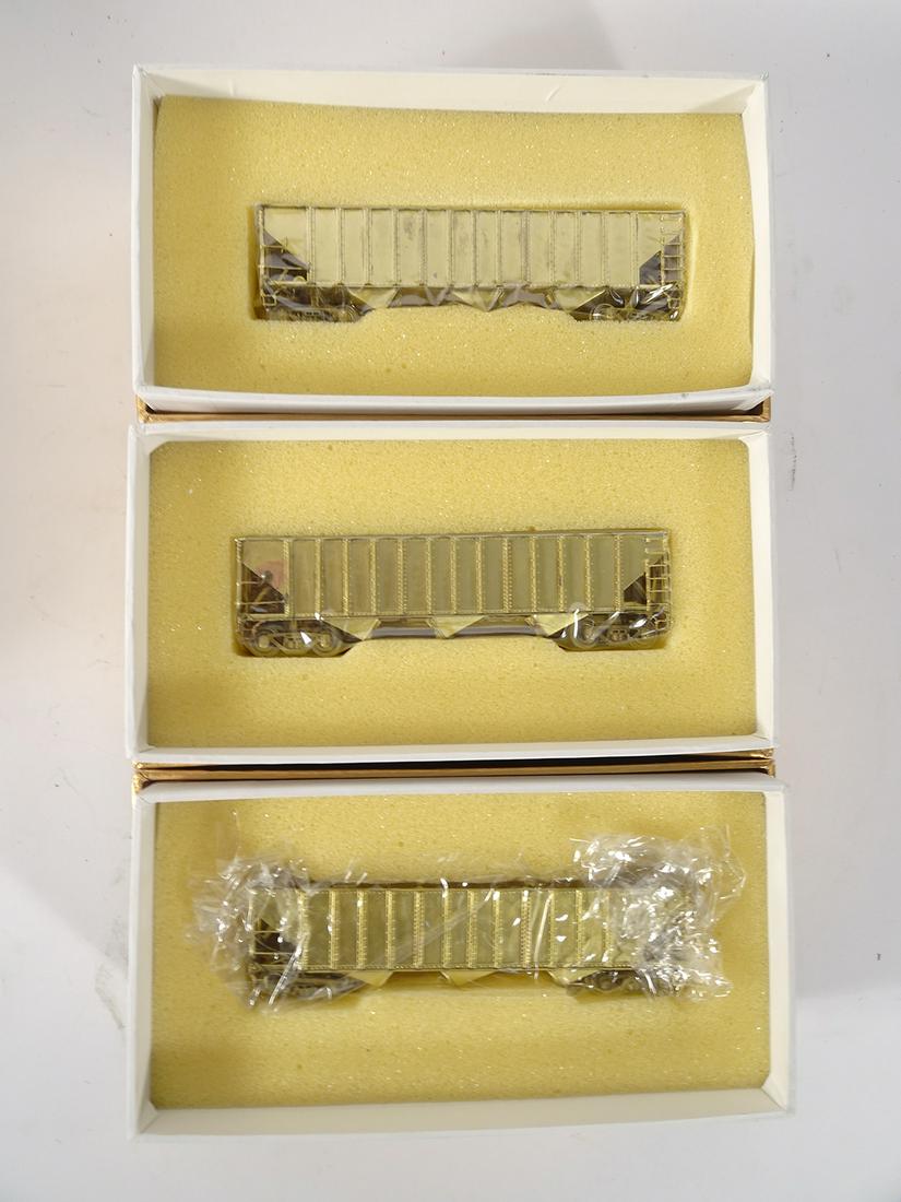 Three brass HO gauge PRR H-39 three bay hopper cars in (1 of 2)