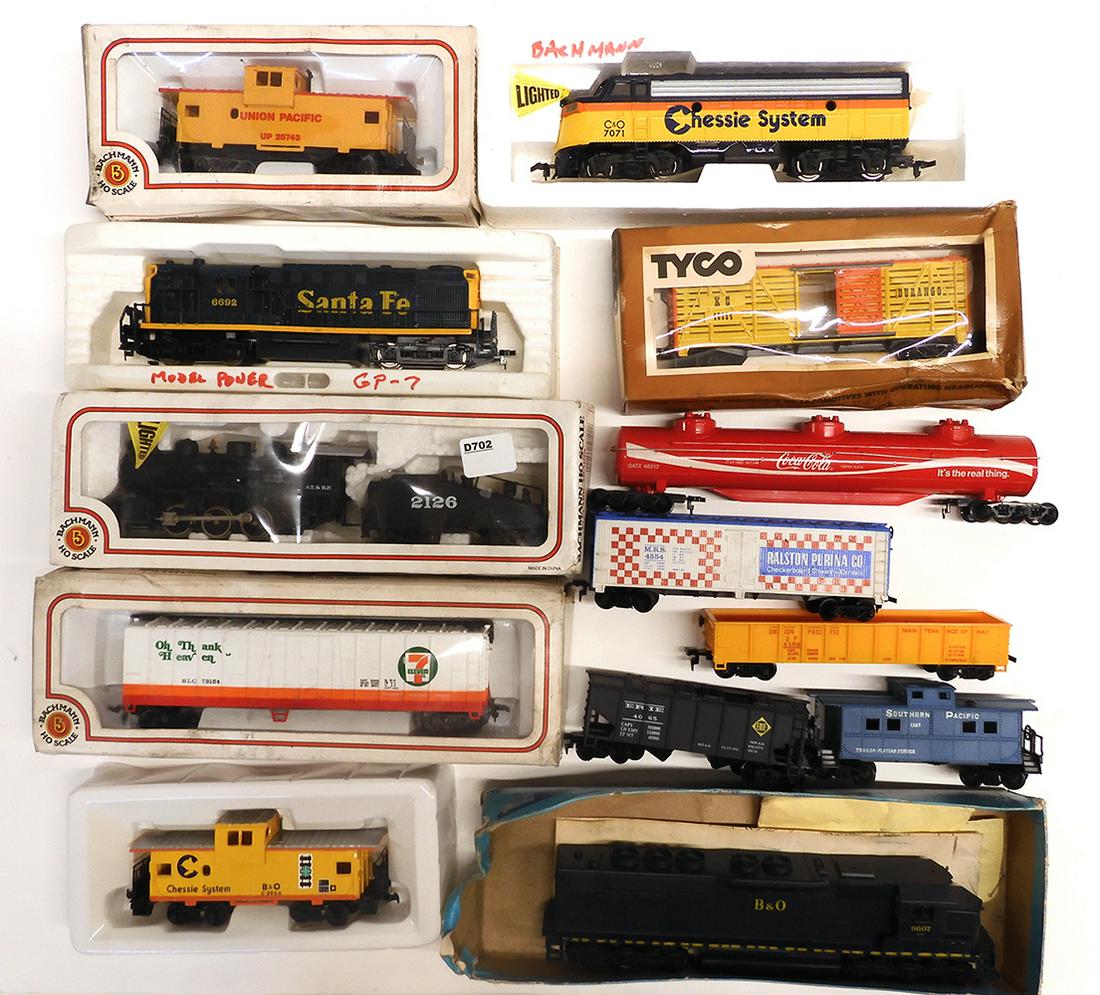One lot of 1980's-1990's  HO gauge trains by various (1 of 3)
