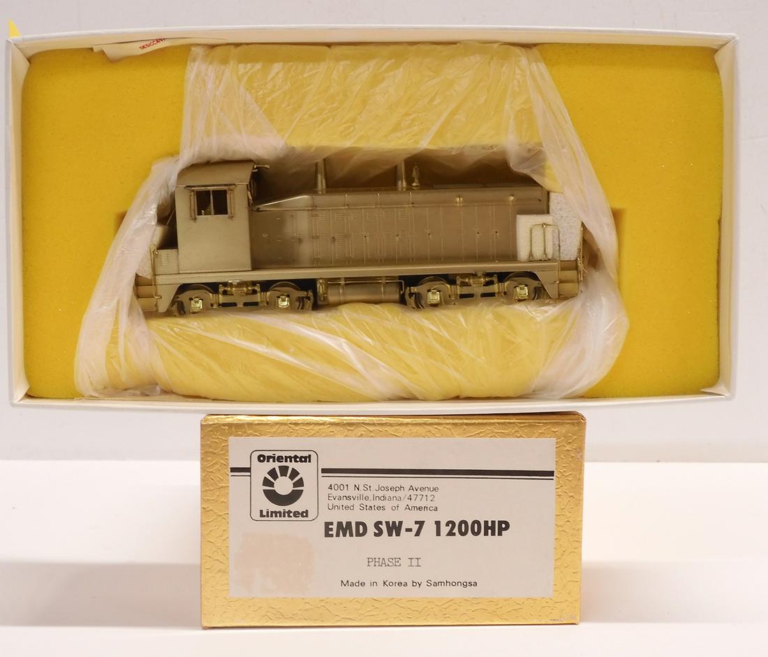 Brass HO gauge EMD SW- 7 1200HP diesel engine in (1 of 3)