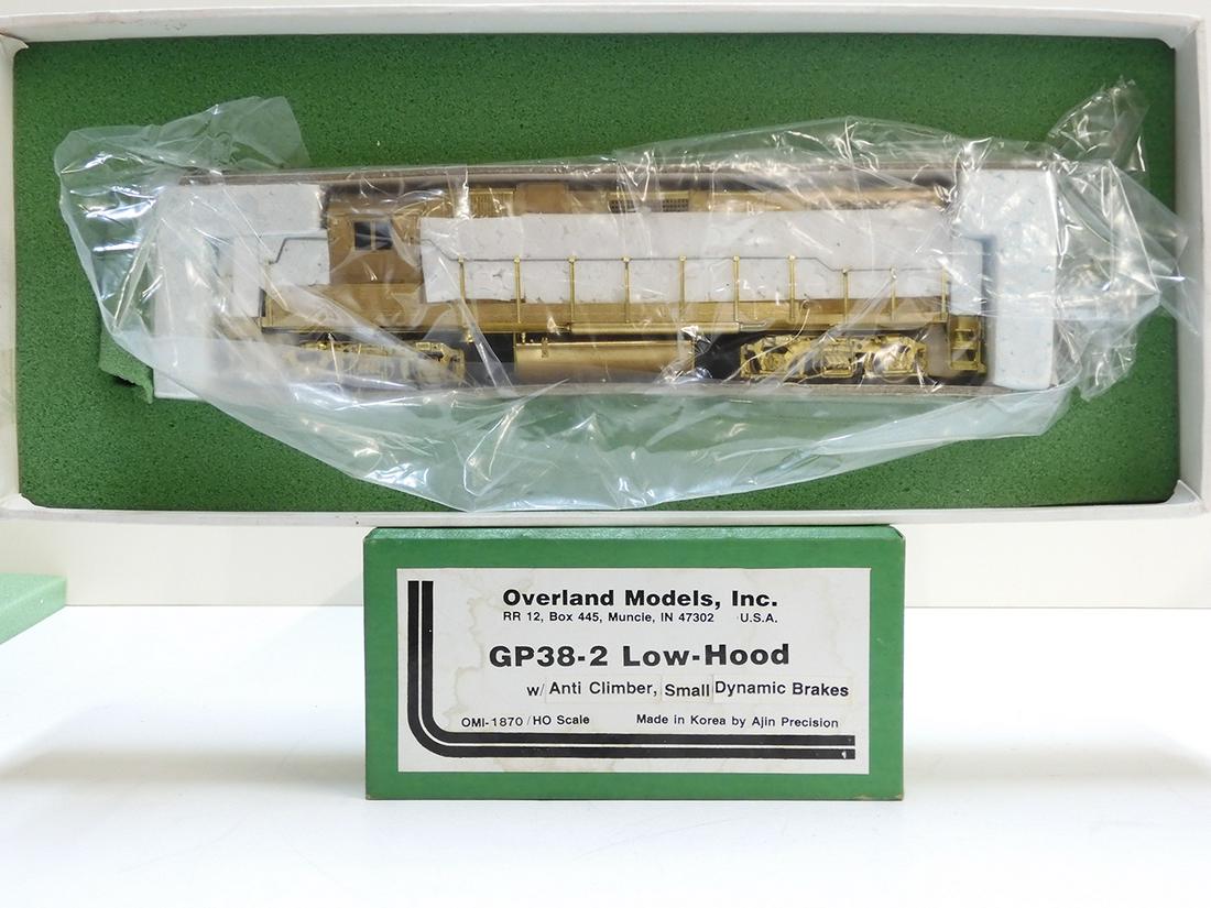 Brass HO gauge GP-38-2 Low Hood diesel engine in (1 of 4)