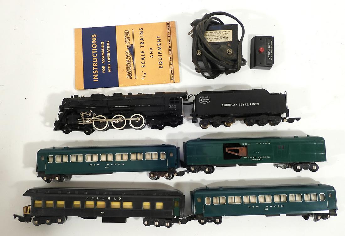 1950's American Flyer S gauge Passenger set in original (1 of 9)