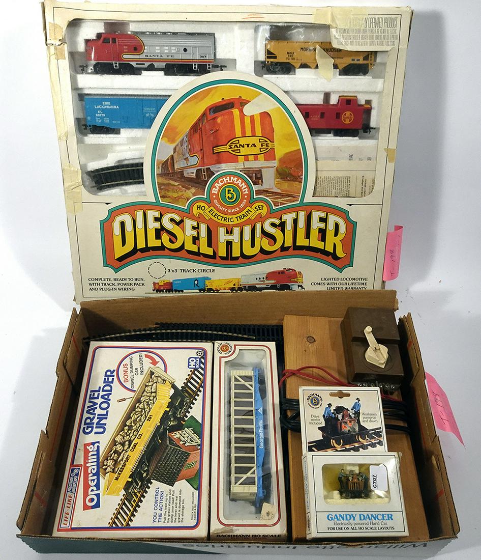 One lot of assorted Bachmann HO gauge trains (1 of 1)