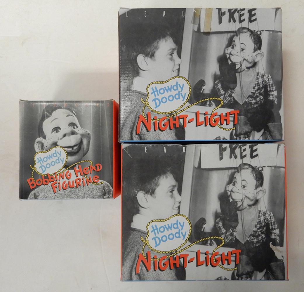 Three 1988 Howdy Doody figural collectibles in original (1 of 2)