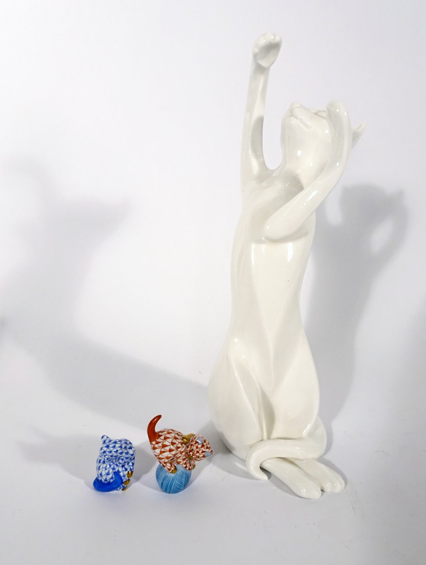 Herend and Royal Doulton Cat Figures (1 of 5)