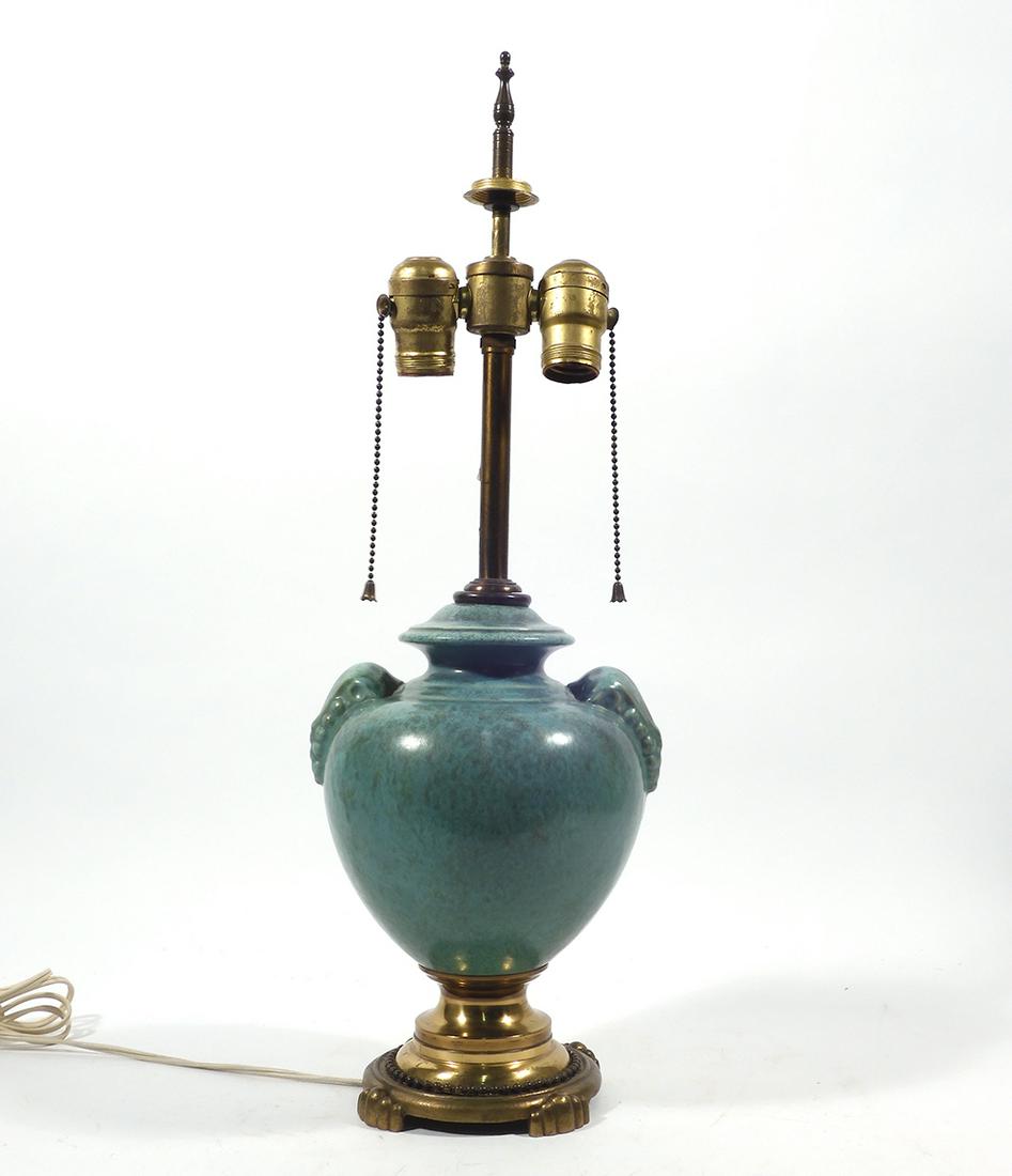 Roseville Pottery Factory Table Lamp (1 of 3)
