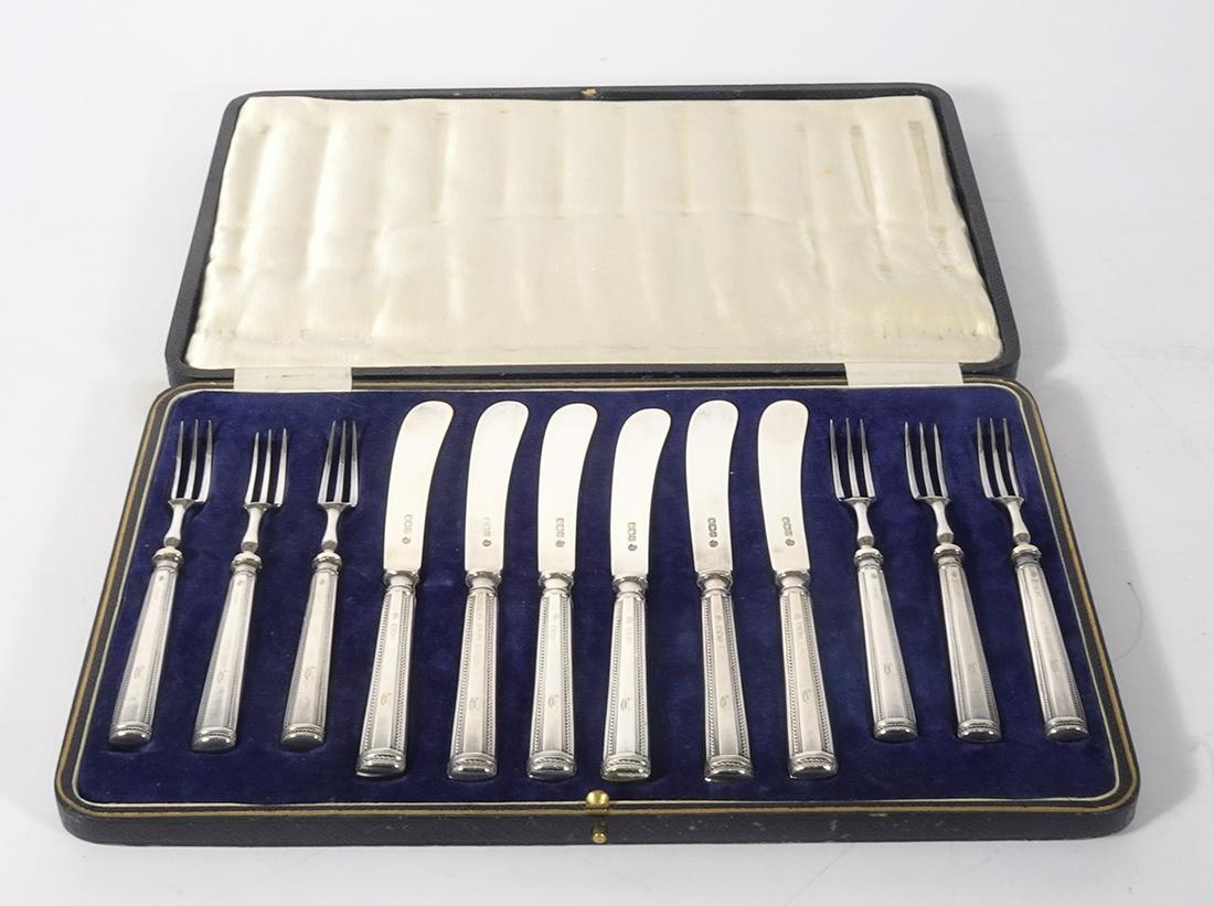 Georgian Period English Silver Fish Set (1 of 3)