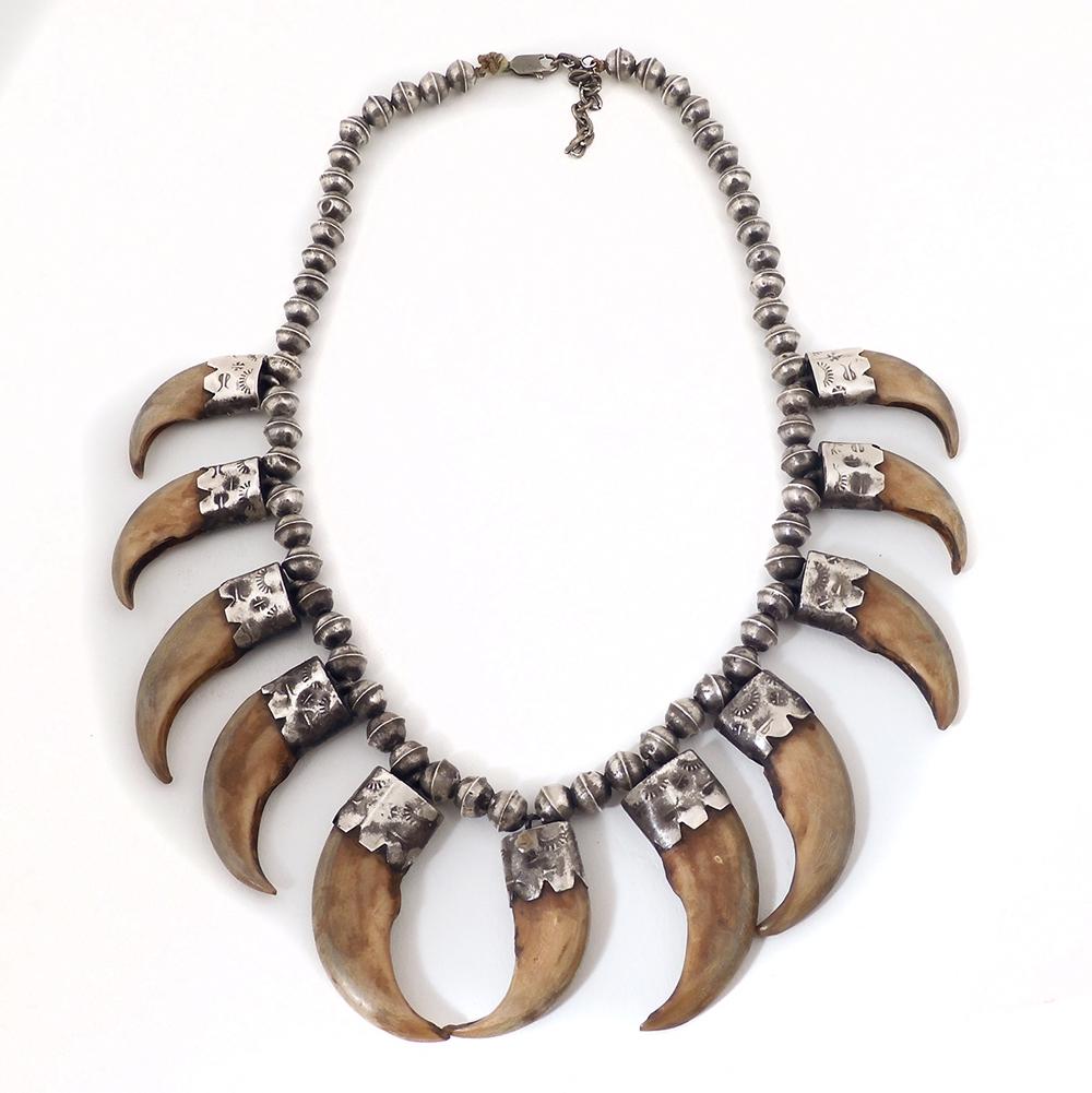 Native American Silver Bear Claw Necklace (1 of 3)