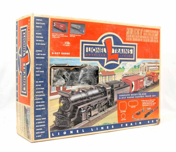 Lionel 0-027 gauge train set 6-11944, includes X1110: Lionel 0-027 gauge train set 6-11944, includes X1110 engine, tender, flatbed car with tractor trailer, freight car and caboose, track, controller and original box